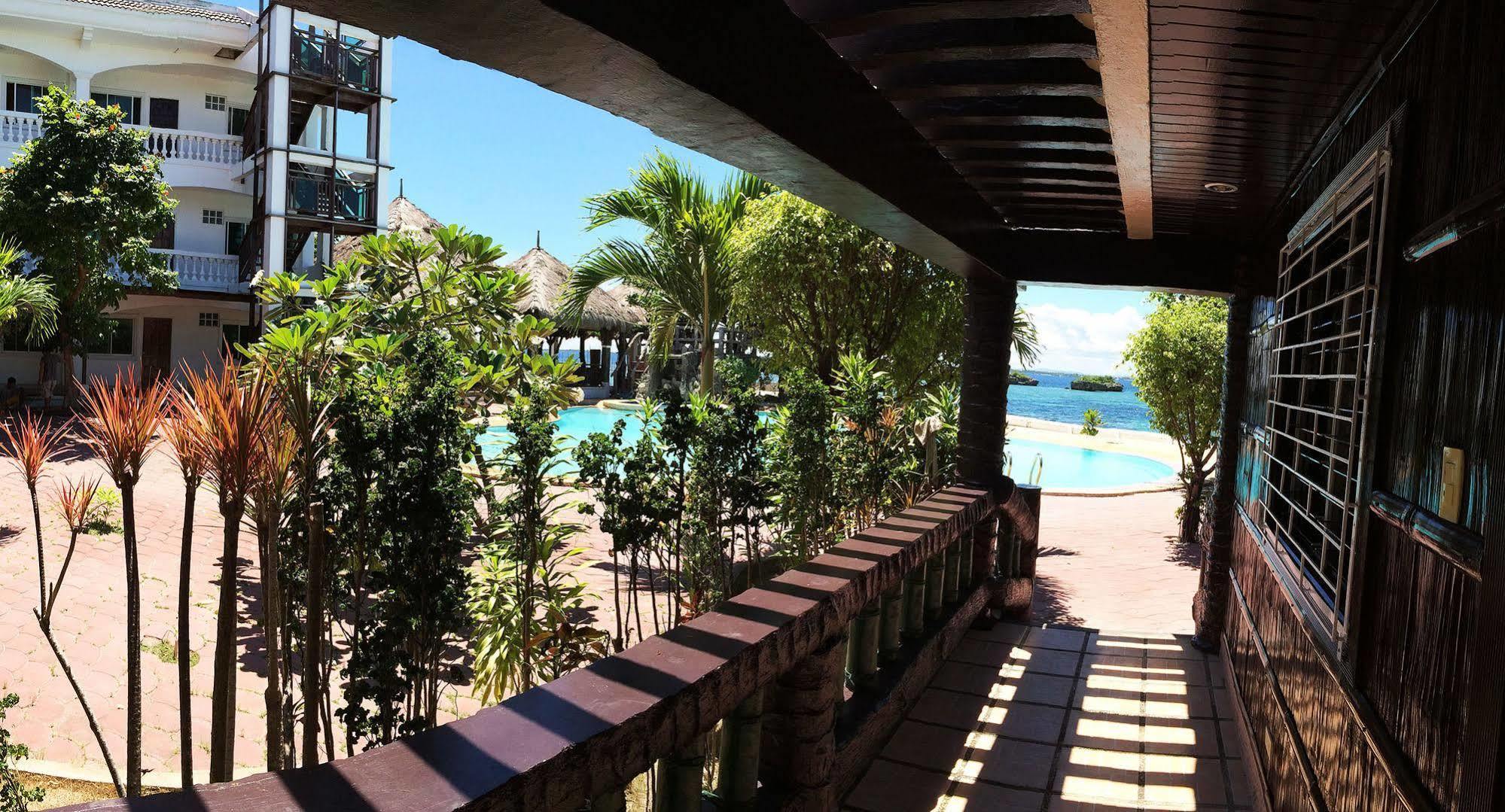 Blue Garden Resort Lapu-Lapu City Exterior foto